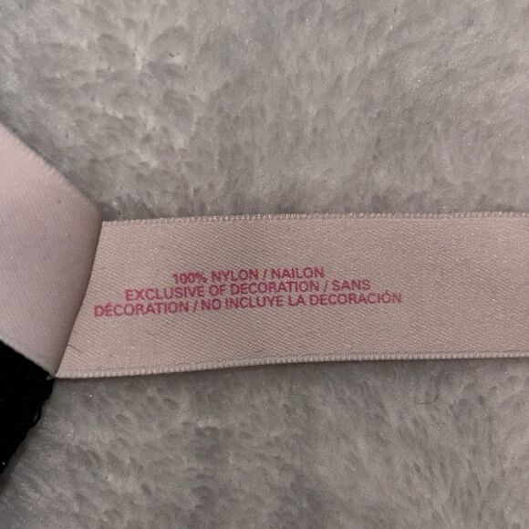 Victoria’s Secret Black lace bralette. Size medium. - Picture 8 of 9